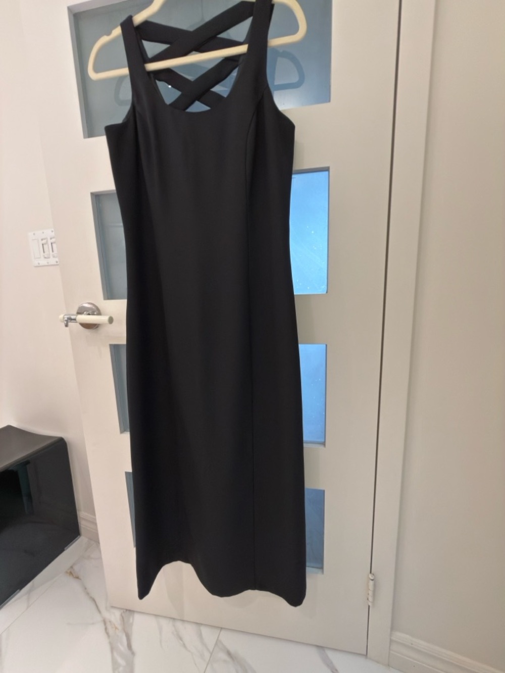 Classic Black Crisscross Strap Maxi Dress Small